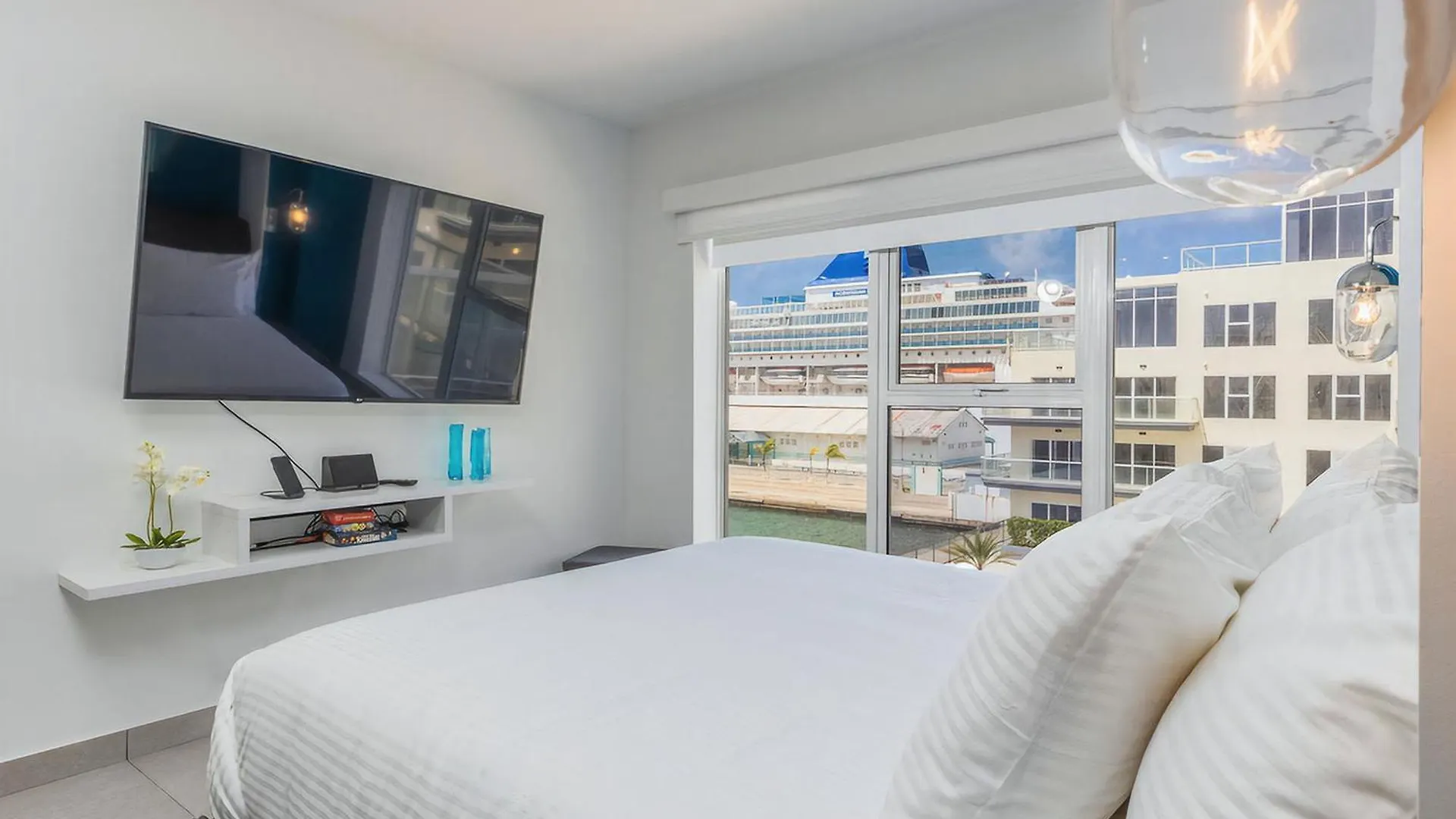 Modern Design Studio Ready For Enjoyment Oranjestad Aruba